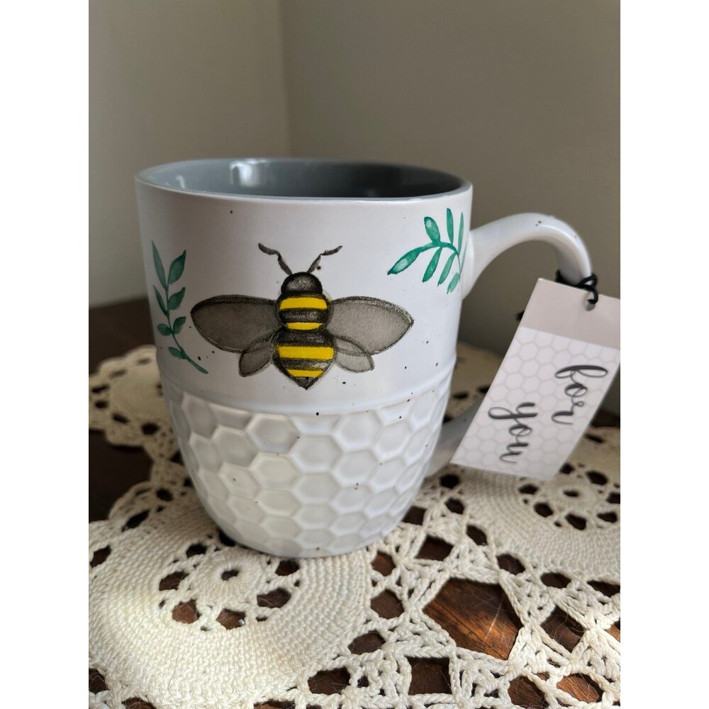 NWT Heartland Hive “Bee You” Mug